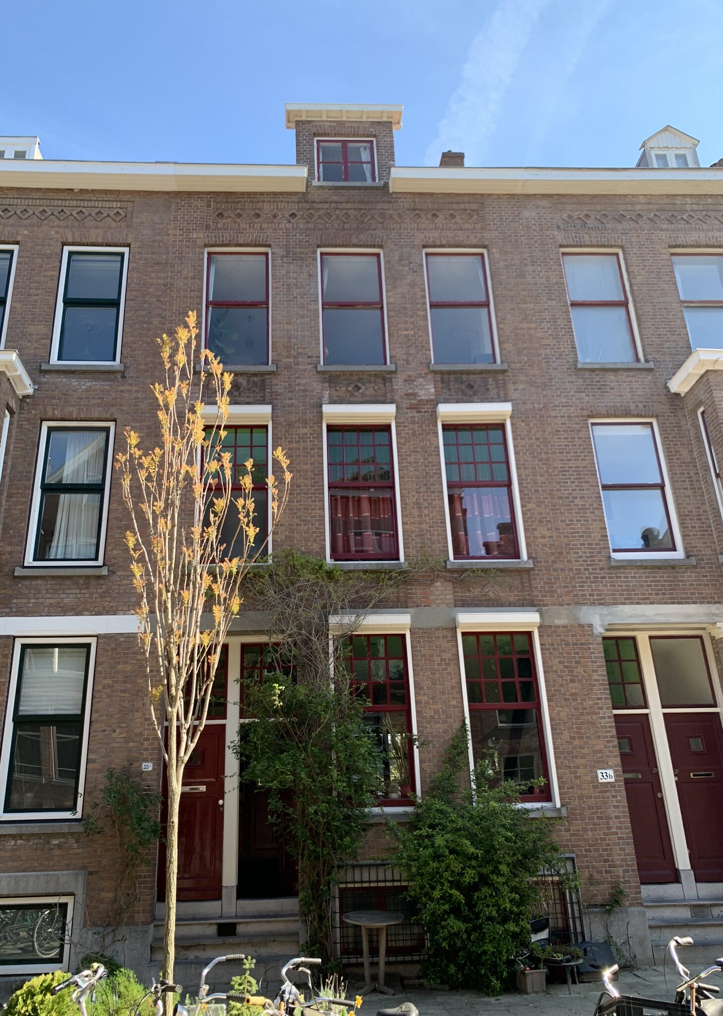 Mevrouw van der Heem project buitenschilderwerk bestaande woning voorkant